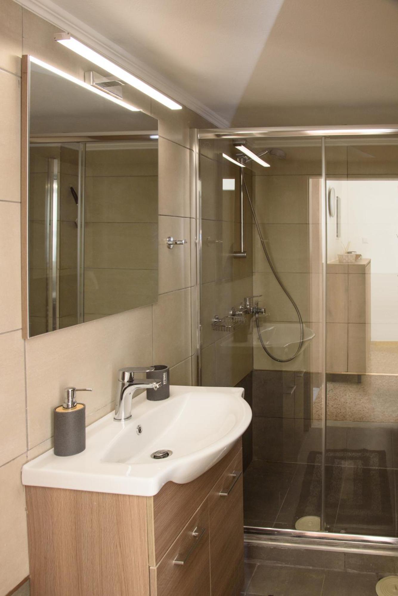 אתונה Annag Apart And Zitahouse מראה חיצוני תמונה